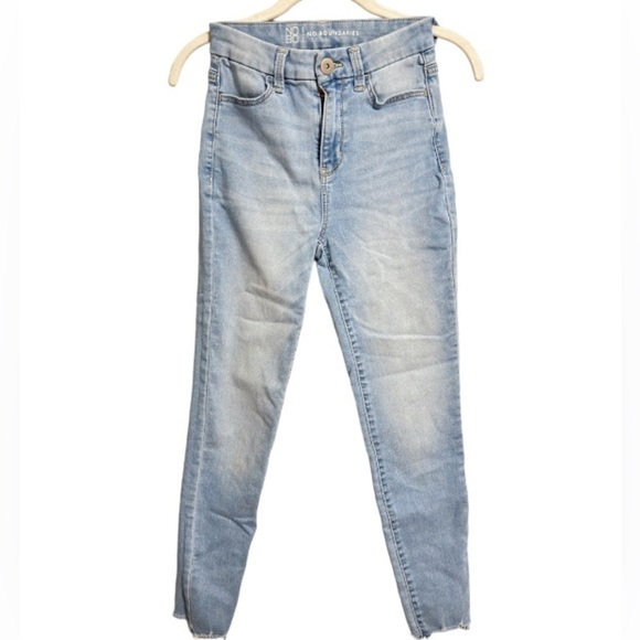 NoBo No Boundries Frayed Bottom Hem Light Wash Soft Stretch Straight Slim Jeans - Picture 1 of 7